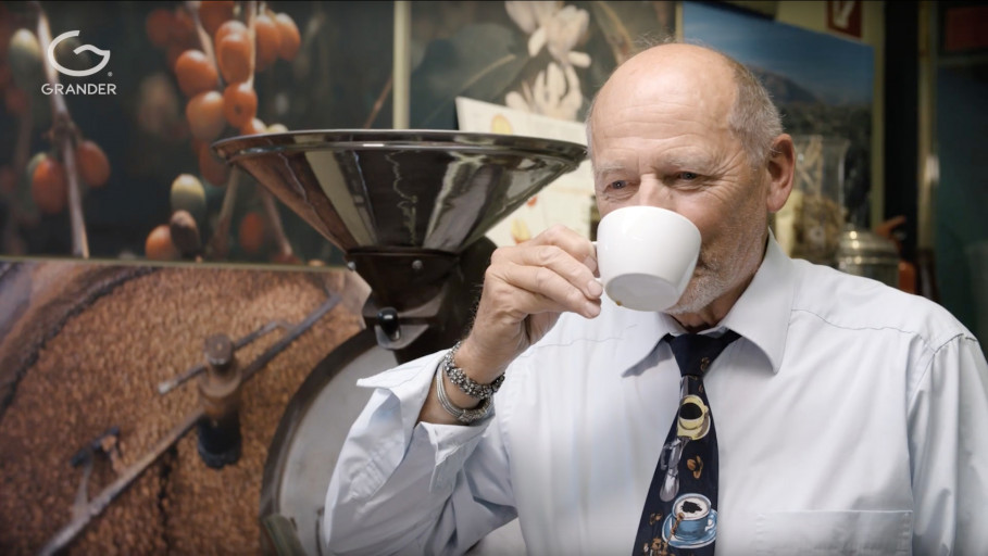 Edmund Mayr, fondateur du Musée du Café : avec GRANDER, le café a tout simplement bien meilleur goût.