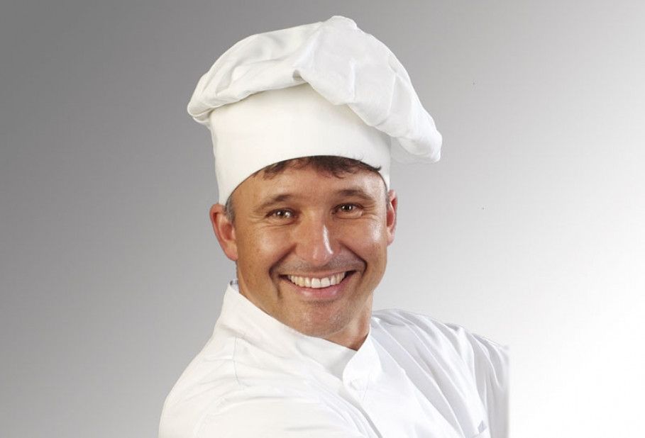 Le chef cuisinier démonstateur professionnel Bernd Trum