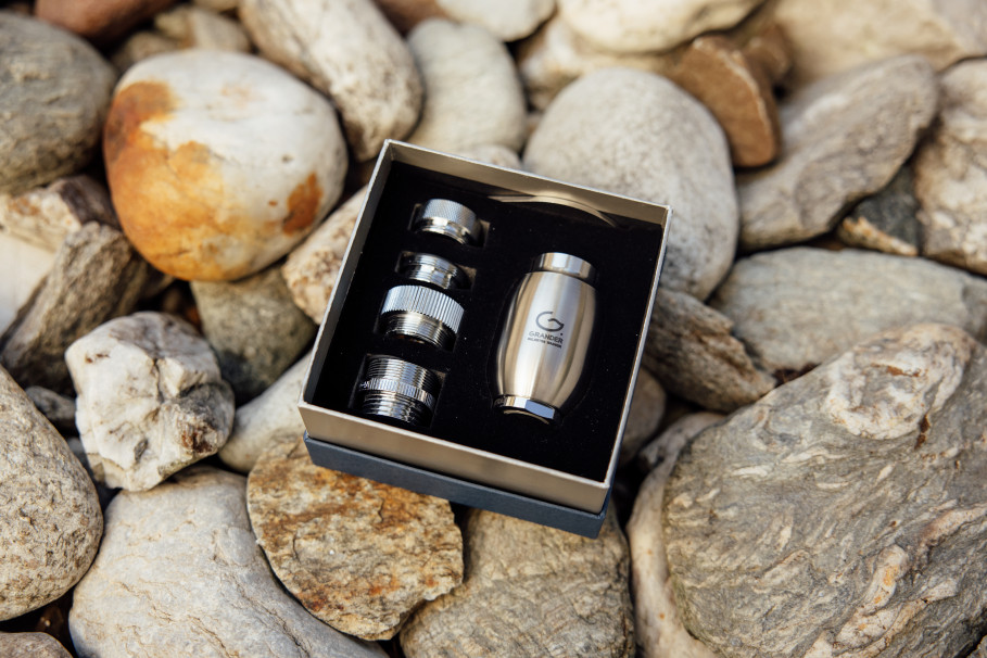 GRANDER® FLEXI – Belebtes Wasser jederzeit &amp; überall genießen