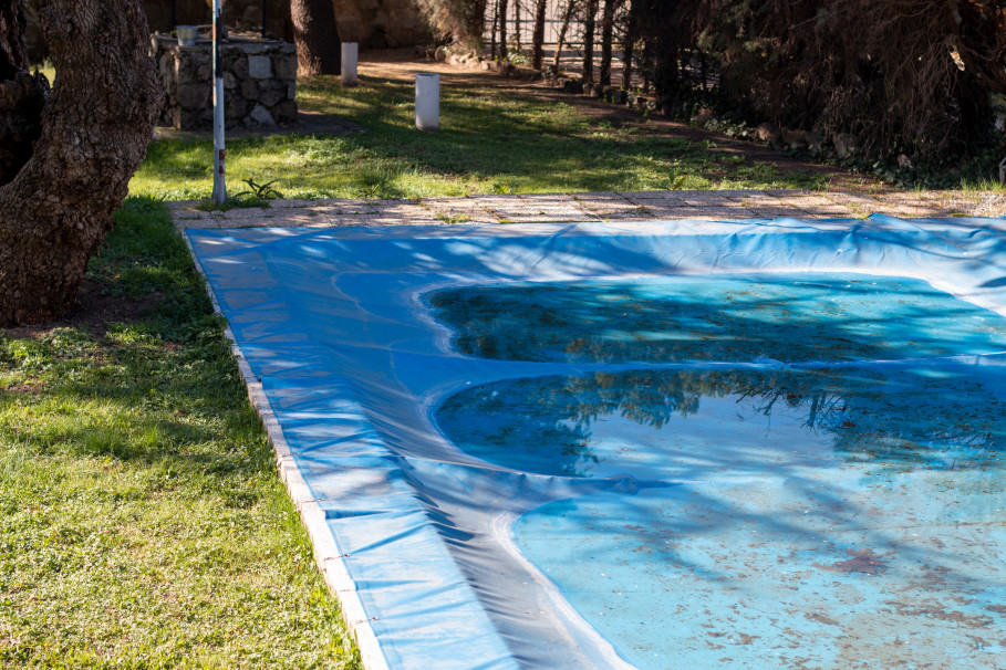 Pool einwintern – Tipps für die Winterpause mit GRANDER® Wasserbelebung